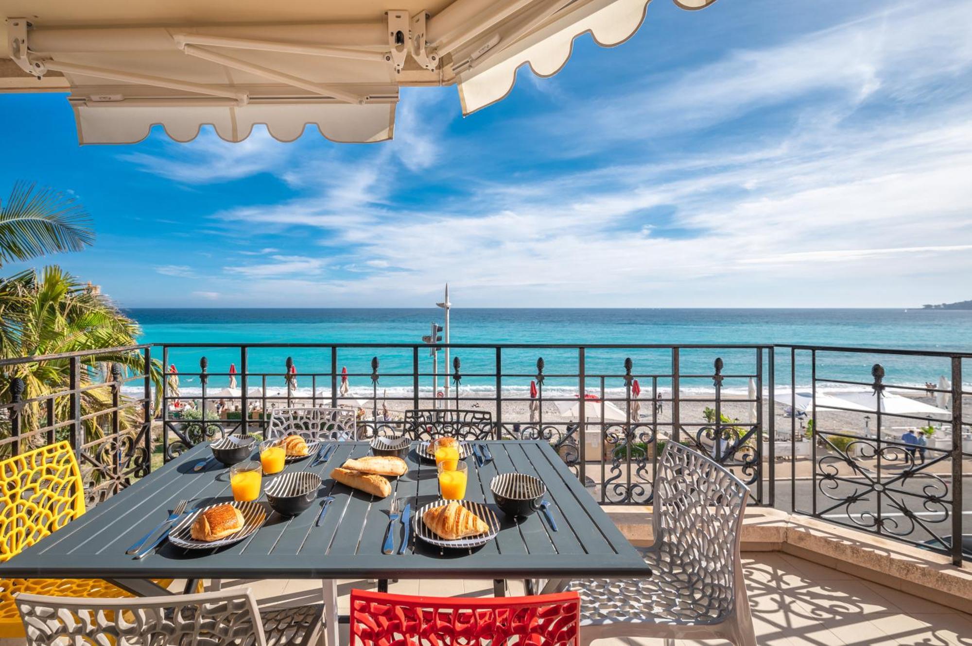 Ferienwohnung Le Coq Bleu D'Azur - Piscine - Parking! Menton Exterior foto